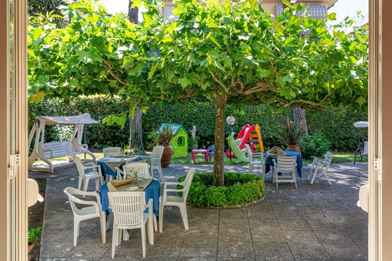 Hotel Perla Del Mare Lido di Camaiore Exteriér fotografie